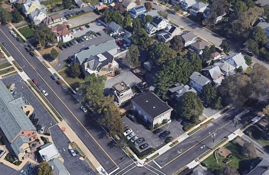 More Photos Of 241 Maple Ave, Red Bank Medical For Lease
