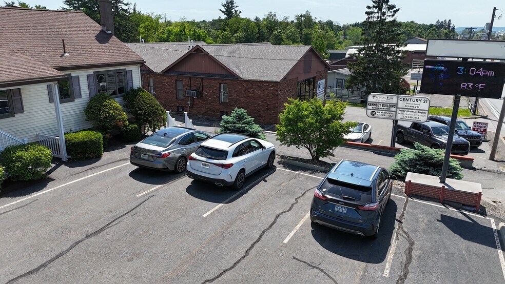 More Photos Of 610 Hamlin Hwy, Lake Ariel Office For Sale