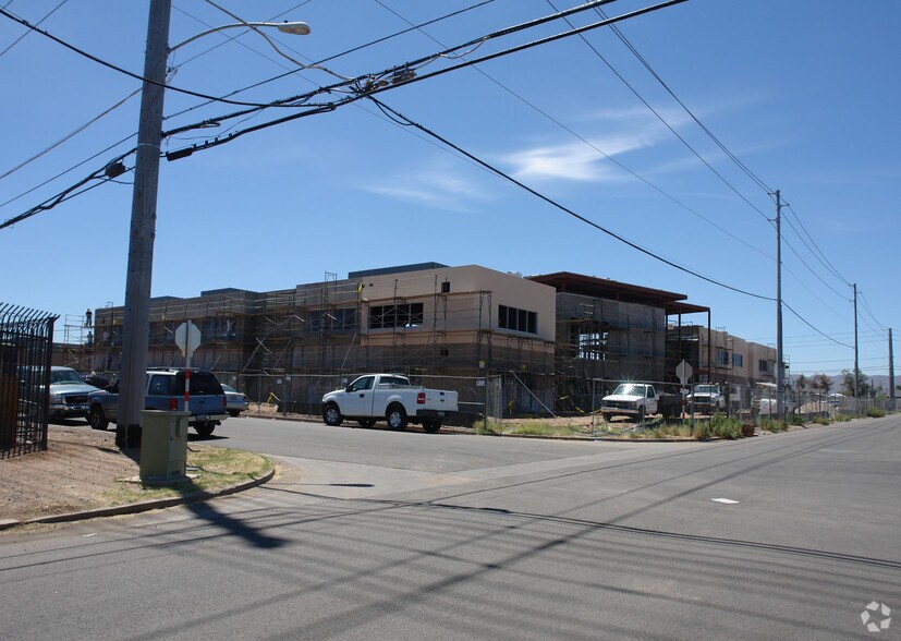 More Photos Of 1008 E Buckeye Rd, Phoenix Unknown For Lease