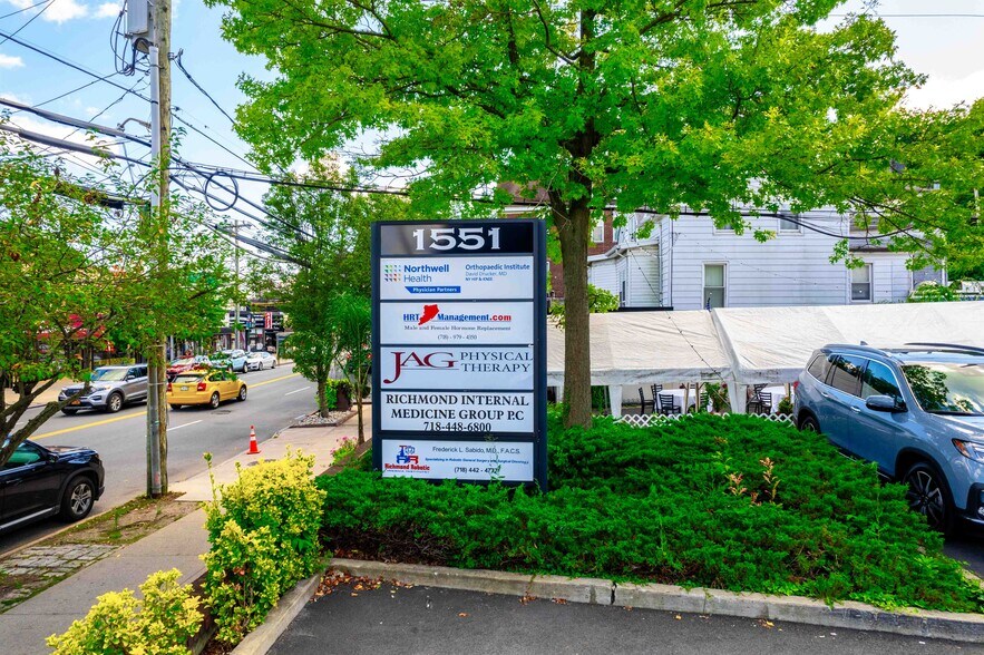 More Photos Of 1551 Richmond Rd, Staten Island Office For Sale
