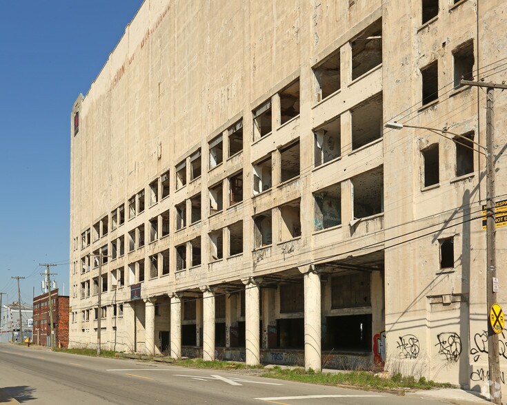 More Photos Of 1921 E Ferry St, Detroit Warehouse For Sale