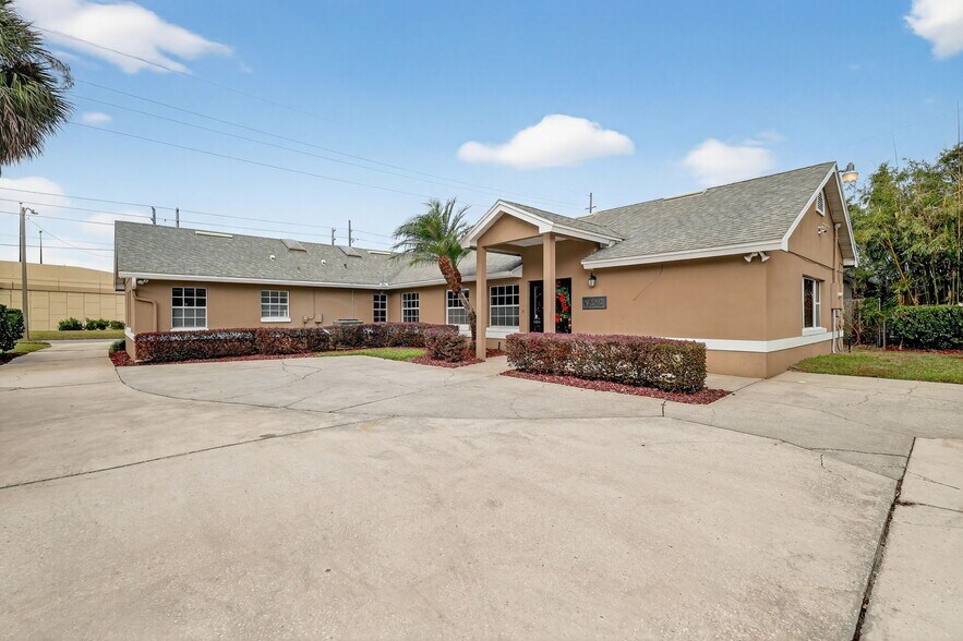 More Photos Of 210 N Wymore Rd, Winter Park Office Residential For Sale