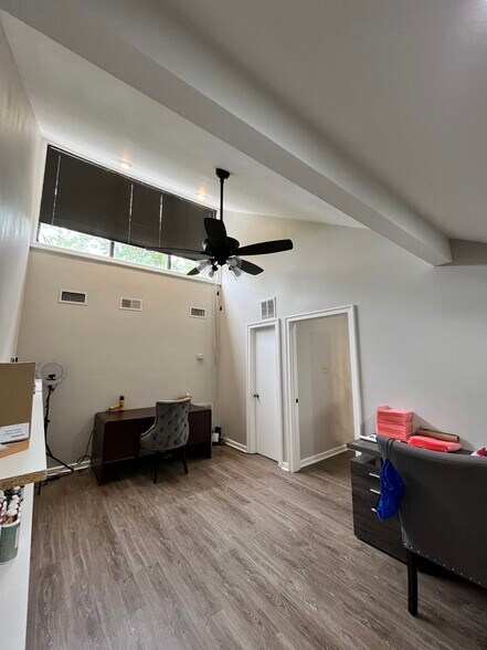 More Photos Of 5001 Highway 190 East Service Rd, Covington Office For Sale