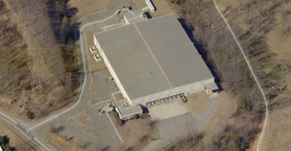 Primary Photo Of 479 Eastpark Dr, Roanoke Warehouse For Lease
