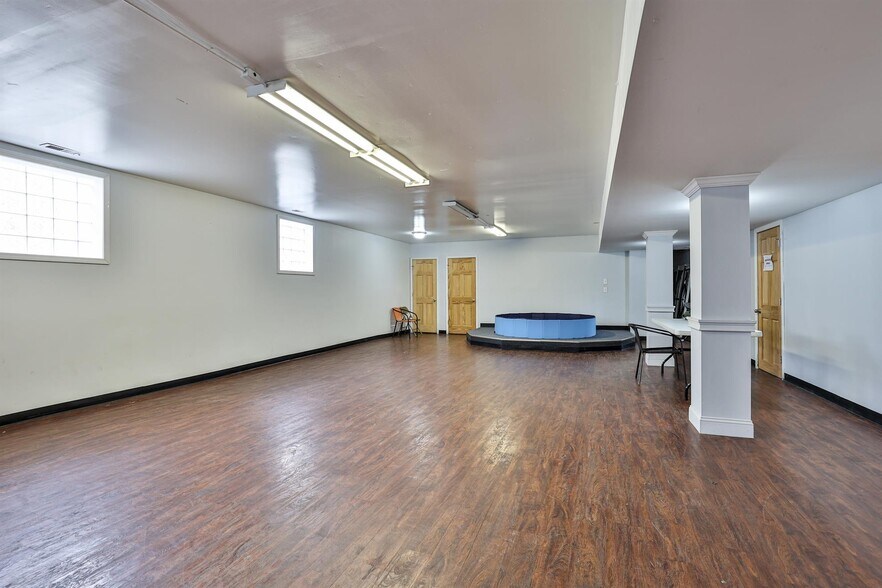 More Photos Of 4917 Webster St, Dayton Religious Facility For Sale