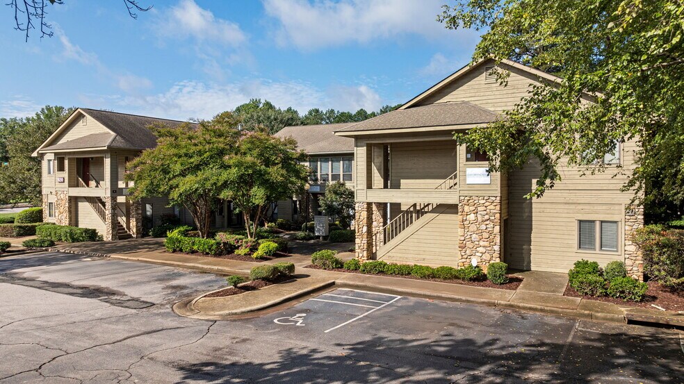 More Photos Of 920 Paverstone Dr, Raleigh Office For Lease