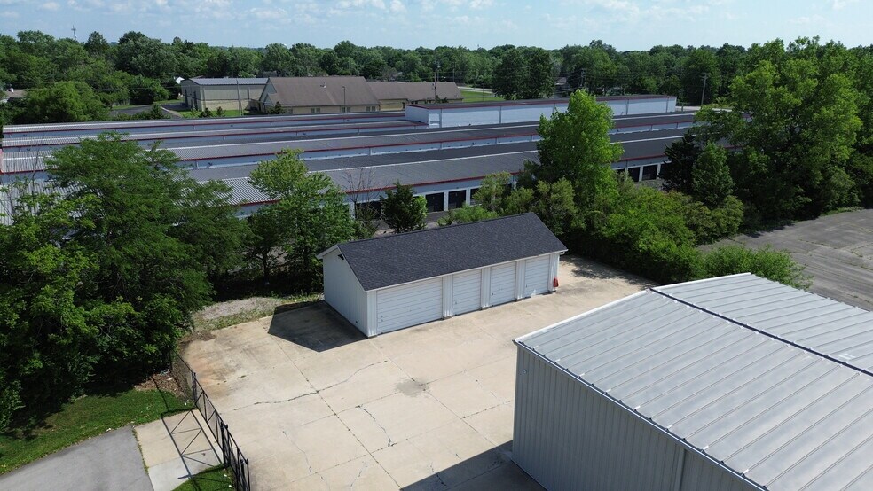 More Photos Of 8846 E 33rd St, Indianapolis Industrial For Sale