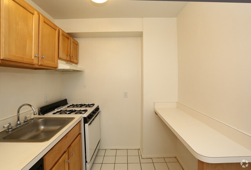 More Photos Of 600-628 Asylum Ave, Hartford Apartments For Lease