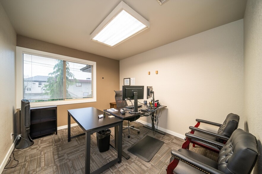 More Photos Of 1400 Broadway, Bellingham Office For Lease
