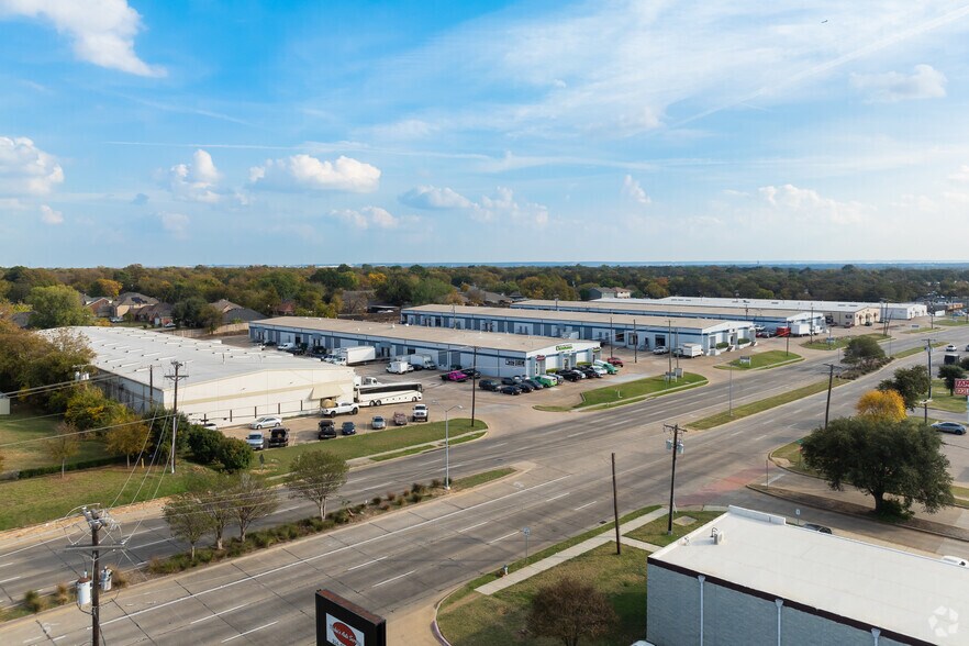 More Photos Of 350 S Belt Line Rd, Irving Unknown For Lease