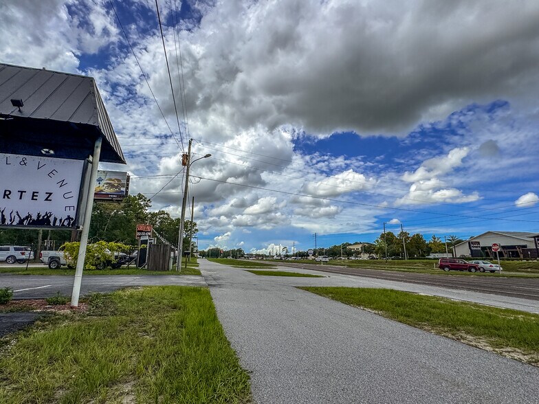 More Photos Of 15440 Cortez Blvd, Brooksville Land For Sale