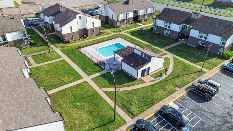 More Photos Of 407 Galaxy Road, Sapulpa Apartments For Sale
