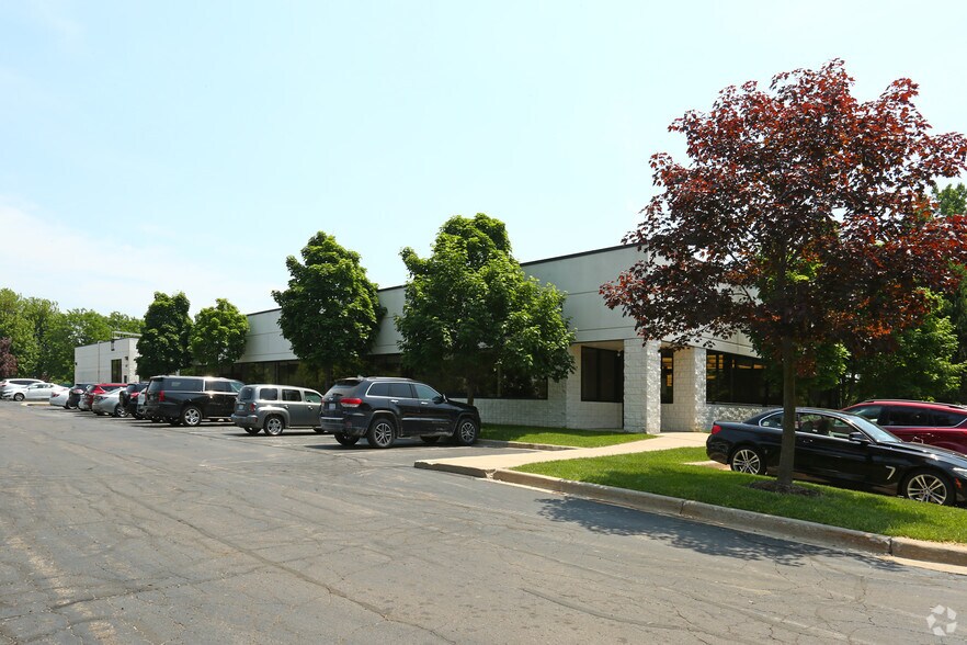 More Photos Of 935 Technology Dr, Ann Arbor Office For Lease