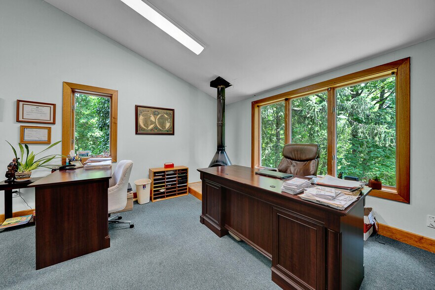 More Photos Of 188 W Ridge Pike, Royersford Schools For Sale