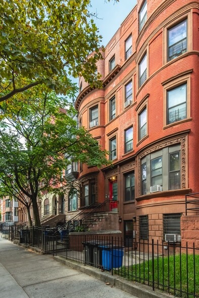 More Photos Of 1263 Pacific St, Brooklyn Apartments For Sale