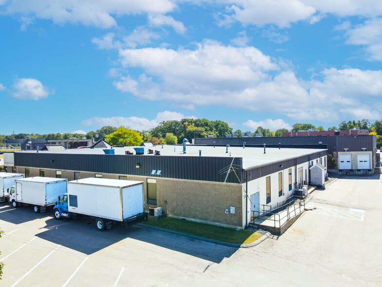 More Photos Of 500 Myles Standish Blvd, Taunton Light Manufacturing For Sale