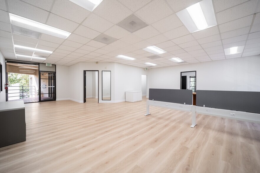 More Photos Of 3505 Cadillac Ave, Costa Mesa Office For Lease