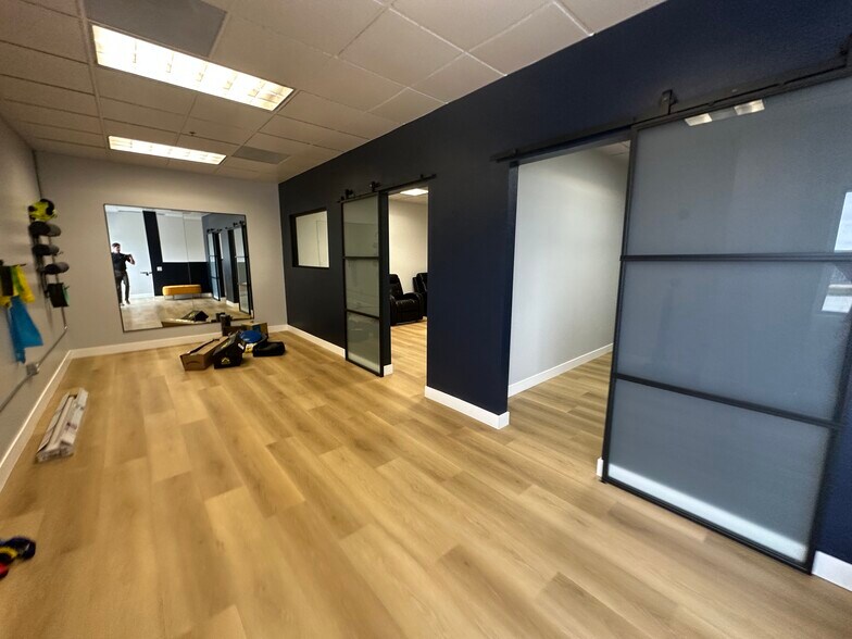 More Photos Of 861 Harold Pl, Chula Vista Research And Development For Sale