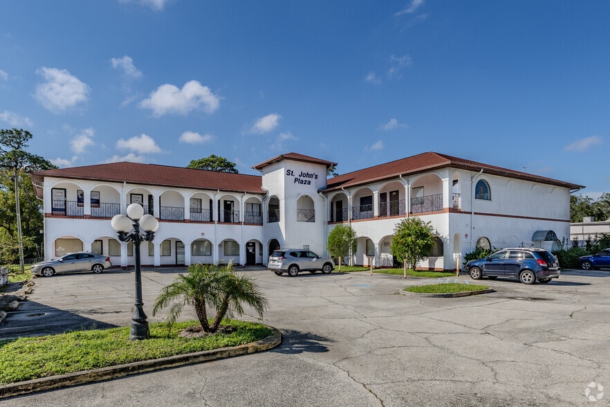 Primary Photo Of 5340 Gulf Dr, New Port Richey Office For Lease