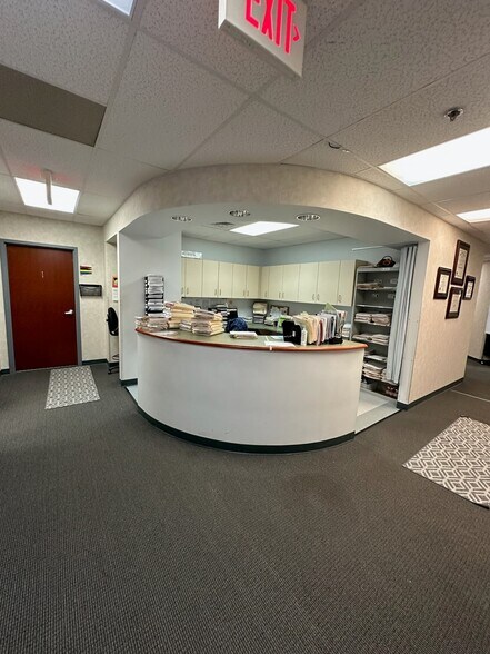 More Photos Of 1860 Town Center Dr, Reston Medical For Sale