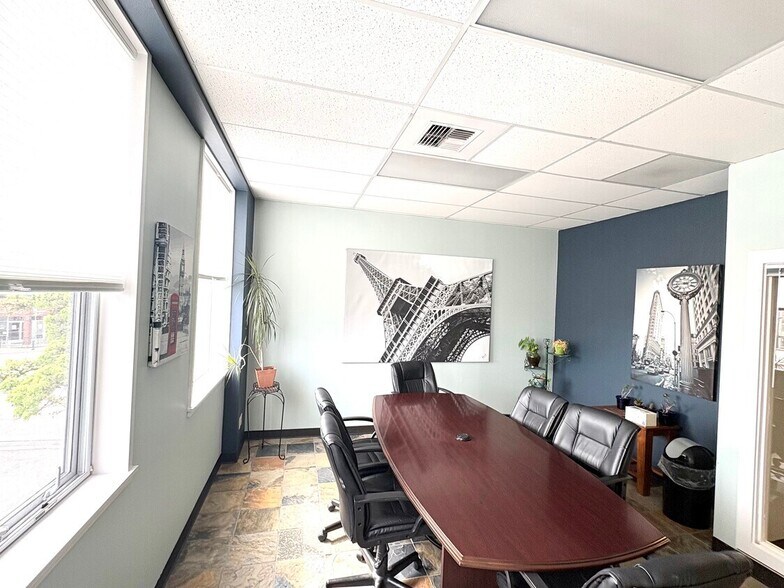 More Photos Of 2602 N Proctor St, Tacoma Office For Lease