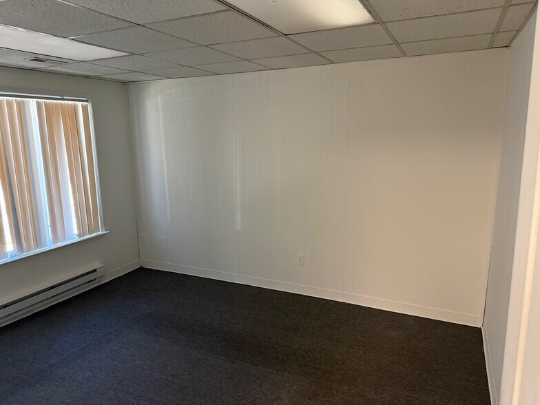 More Photos Of 1601 Milltown Rd, Wilmington Medical For Lease