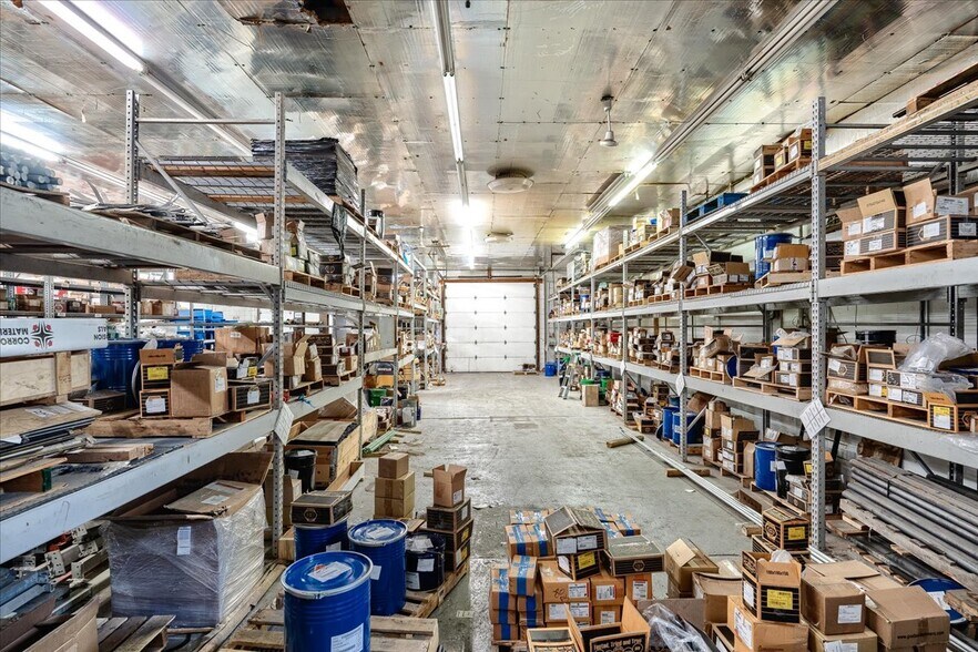 More Photos Of 2600 Duss Ave, Ambridge Unknown For Sale