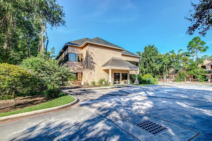 More Photos Of 4840 W Panther Creek Dr, The Woodlands Medical For Lease