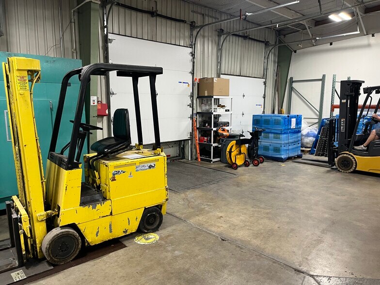 More Photos Of 900 Josephine Ct, Loveland Distribution For Lease