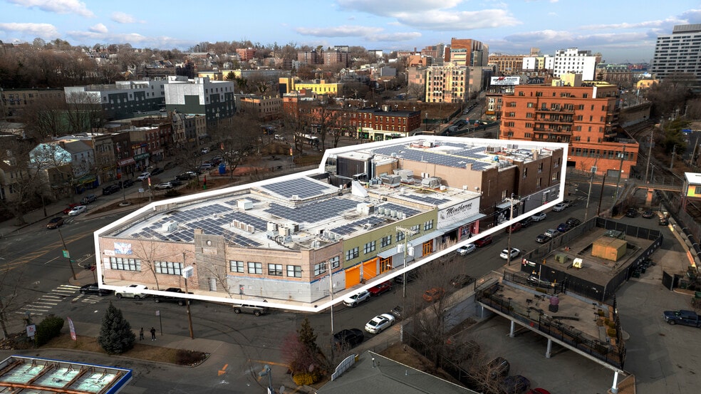 More Photos Of 181 Bay St, Staten Island Office For Sale