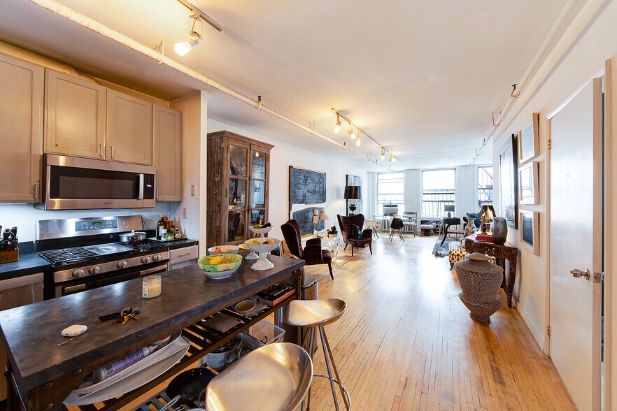 More Photos Of 47 Ann St, New York Apartments For Sale