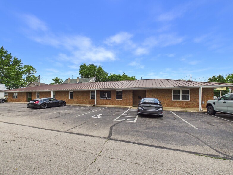 More Photos Of 414 Martin St, Greenville Office For Sale