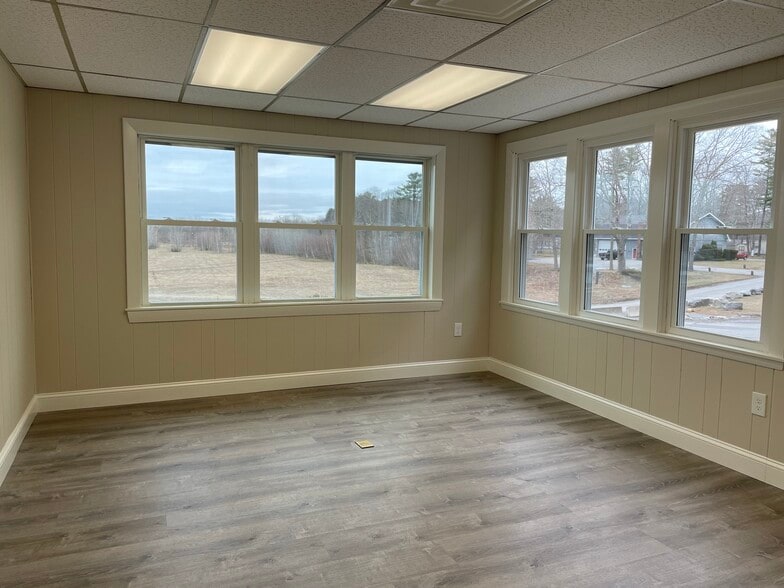 More Photos Of 43 Harrys Dr, Brunswick Office For Lease