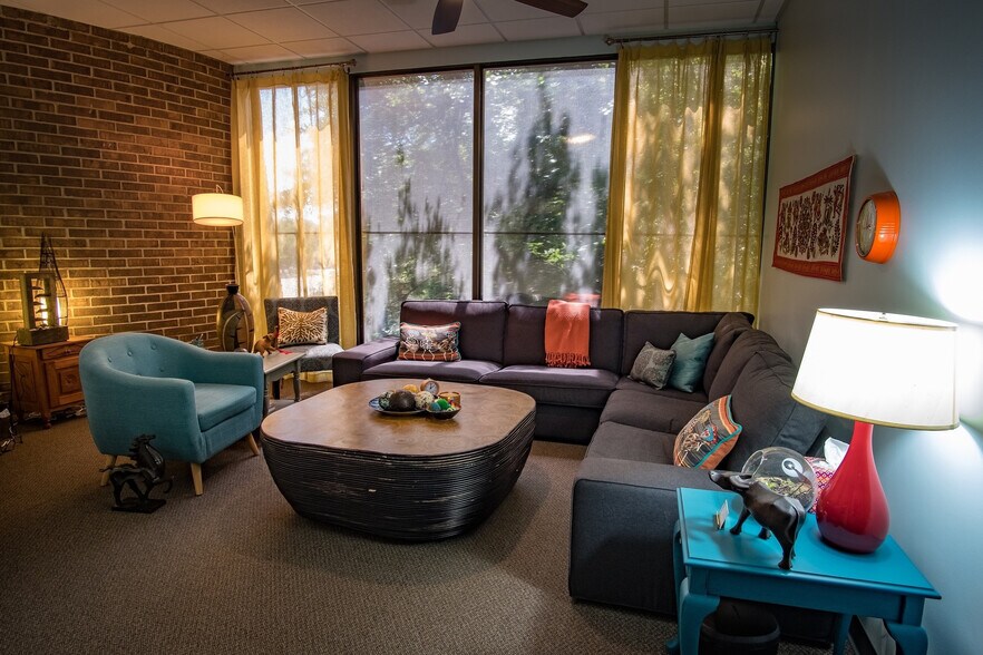 More Photos Of 8500 Shoal Creek Blvd, Austin Medical For Sale