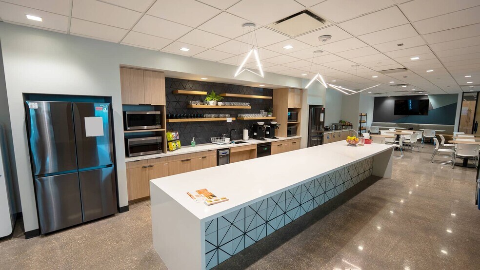 More Photos Of 12708 Riata Vista Cir, Austin Office For Lease