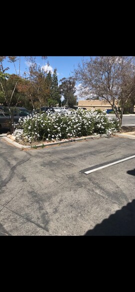 More Photos Of 1920 5th St, Simi Valley Freestanding For Lease