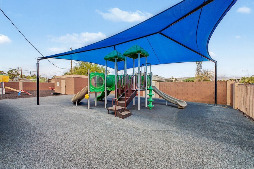 More Photos Of 3700 Vegas Dr, Las Vegas Daycare Center For Sale