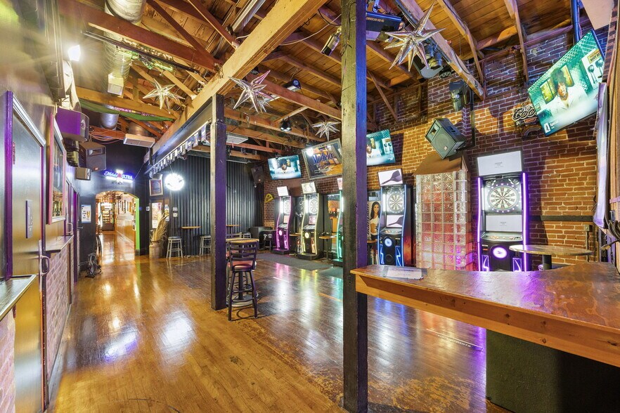 More Photos Of 22519-22521 Main, Hayward Storefront Retail Office For Sale