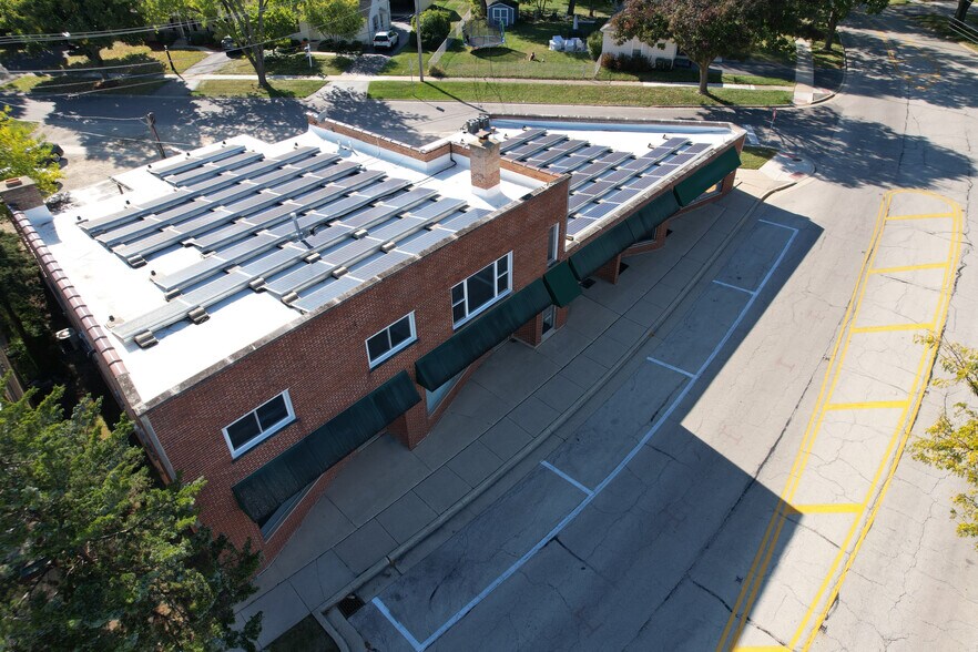 More Photos Of 220-230 Hicks Pl, Palatine Storefront Retail Residential For Sale