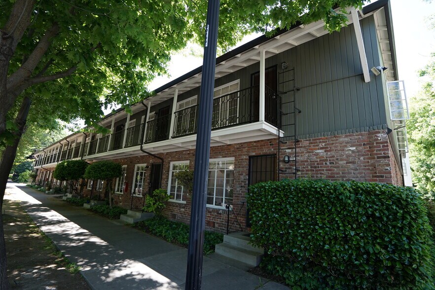 More Photos Of 1510 18th St, Sacramento Apartments For Sale