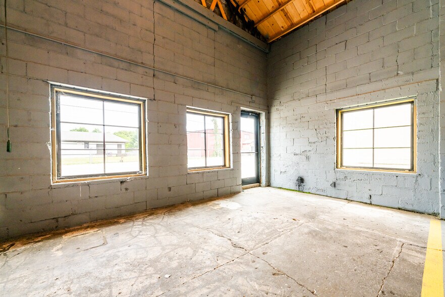 More Photos Of 9098 1st St, Baroda Warehouse For Sale