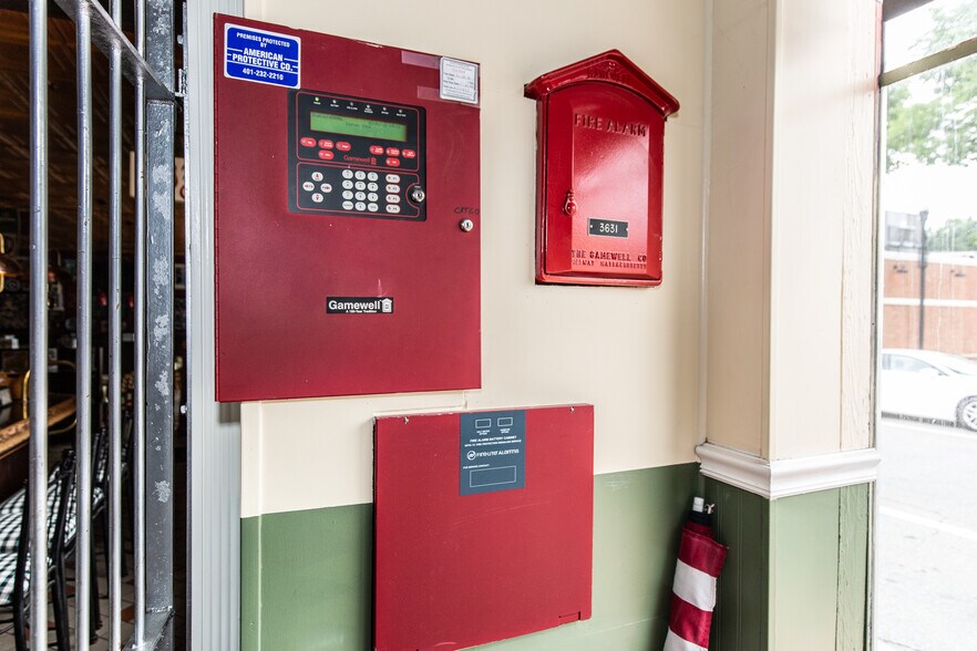 More Photos Of 2020-2026 Smith St, North Providence Freestanding For Sale