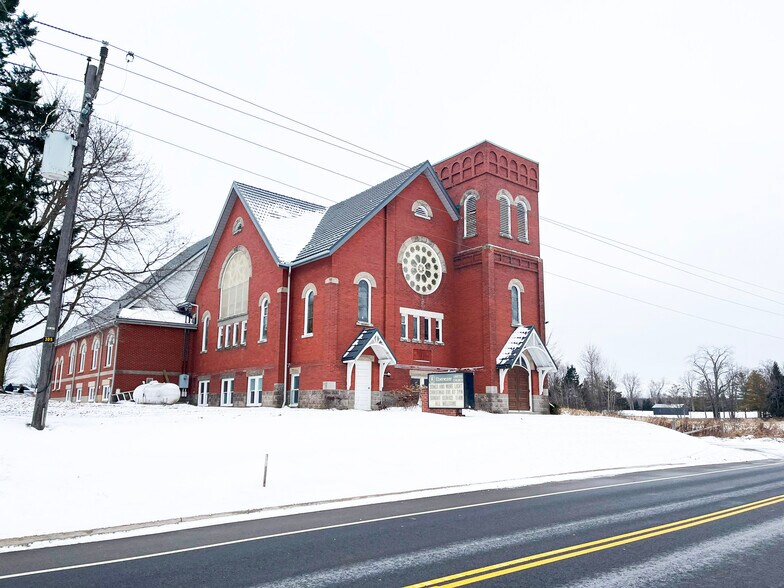 More Photos Of 12274 Guelph Line, Milton Specialty For Sale