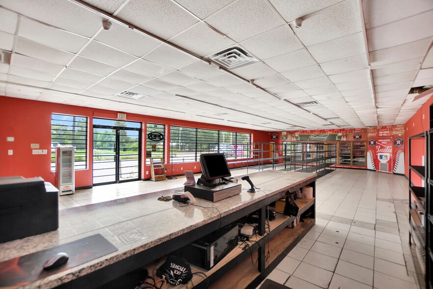 More Photos Of 9240 State Highway 75 S, New Waverly Convenience Store For Sale