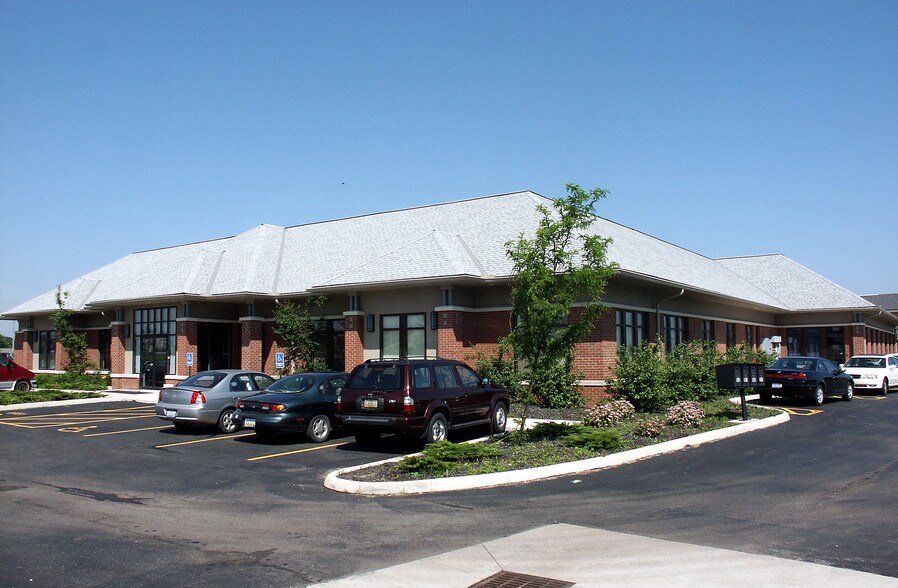 More Photos Of 10567 Sawmill Pky, Powell Office For Lease