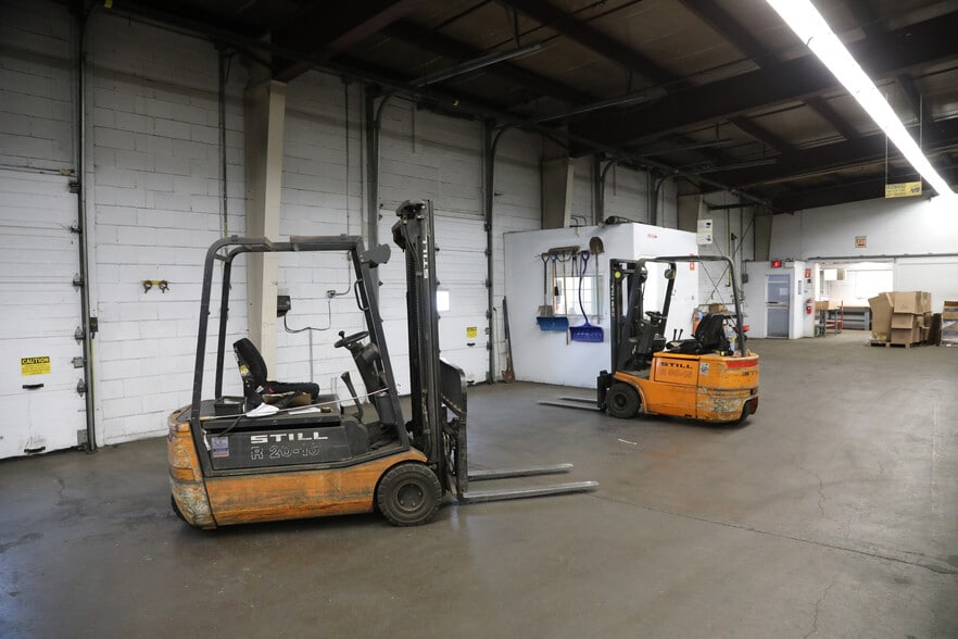 More Photos Of 855 Edward st, Prescott Industrial For Sale