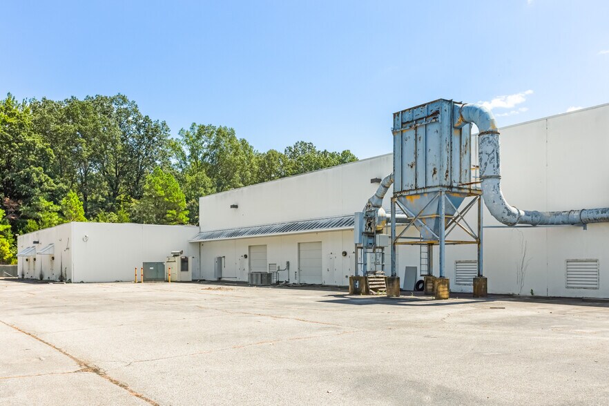 More Photos Of 2800 Grays Creek Dr., Arlington Warehouse For Lease