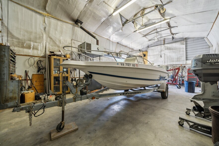 More Photos Of 1856 Buckley Hall Rd, Cobbs Creek Warehouse For Sale