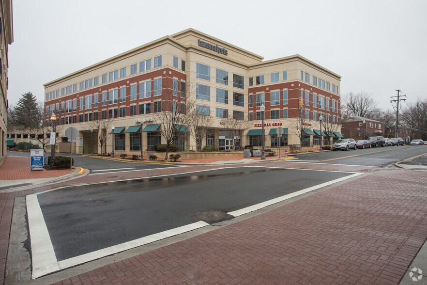 Primary Photo Of 400 S Maple Ave, Falls Church Office For Lease