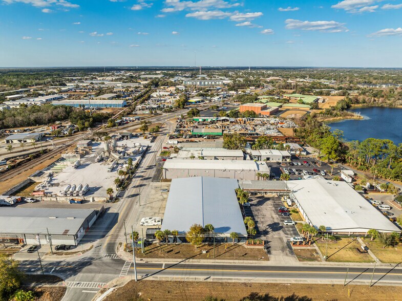 More Photos Of 440 Plumosa Ave, Casselberry Warehouse For Lease